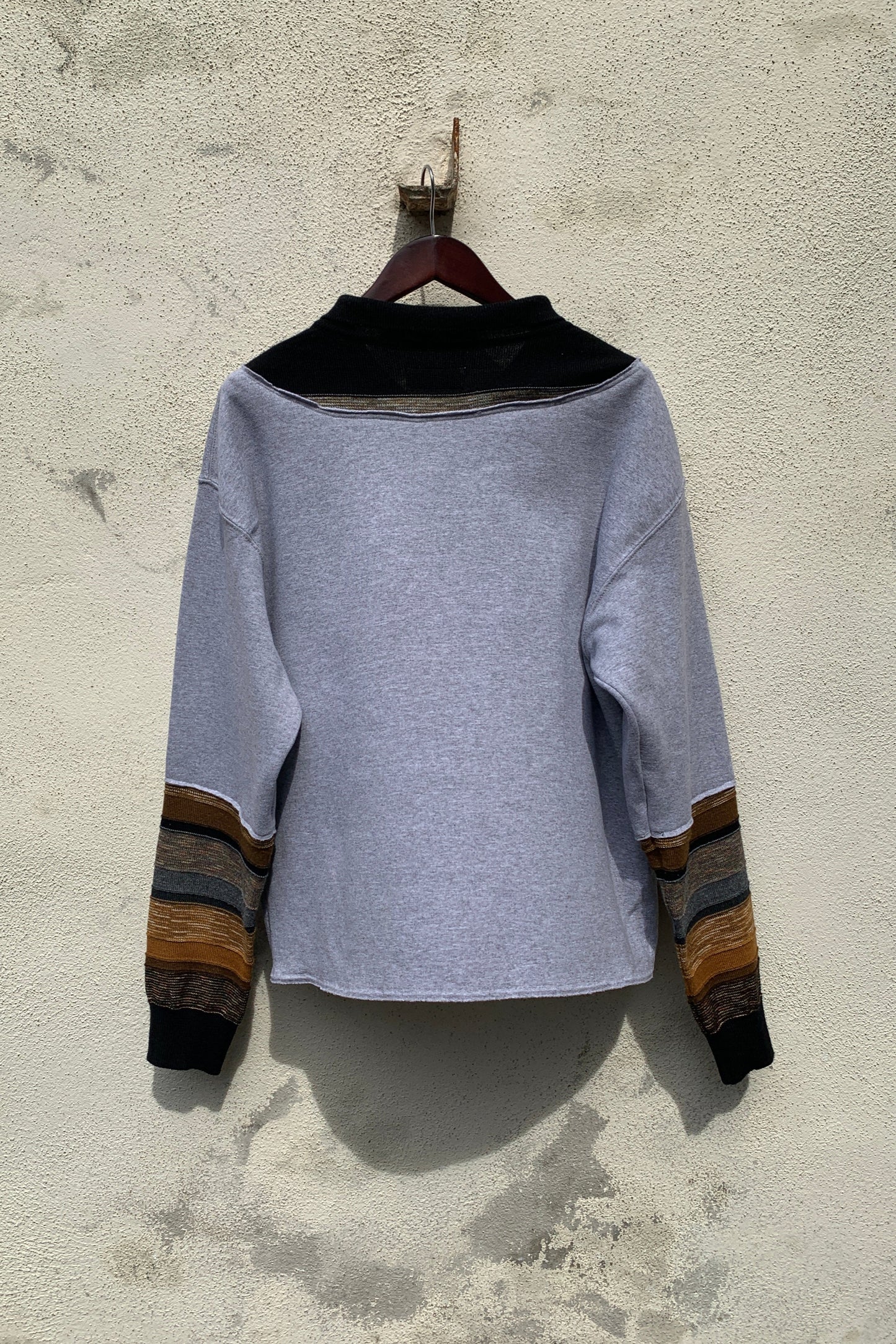 Upcycling Deep Vintage Sweater Grau L