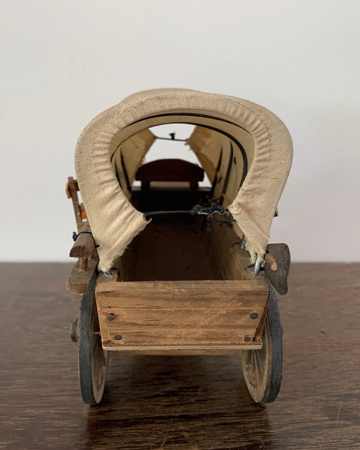 Kutsche aus Holz