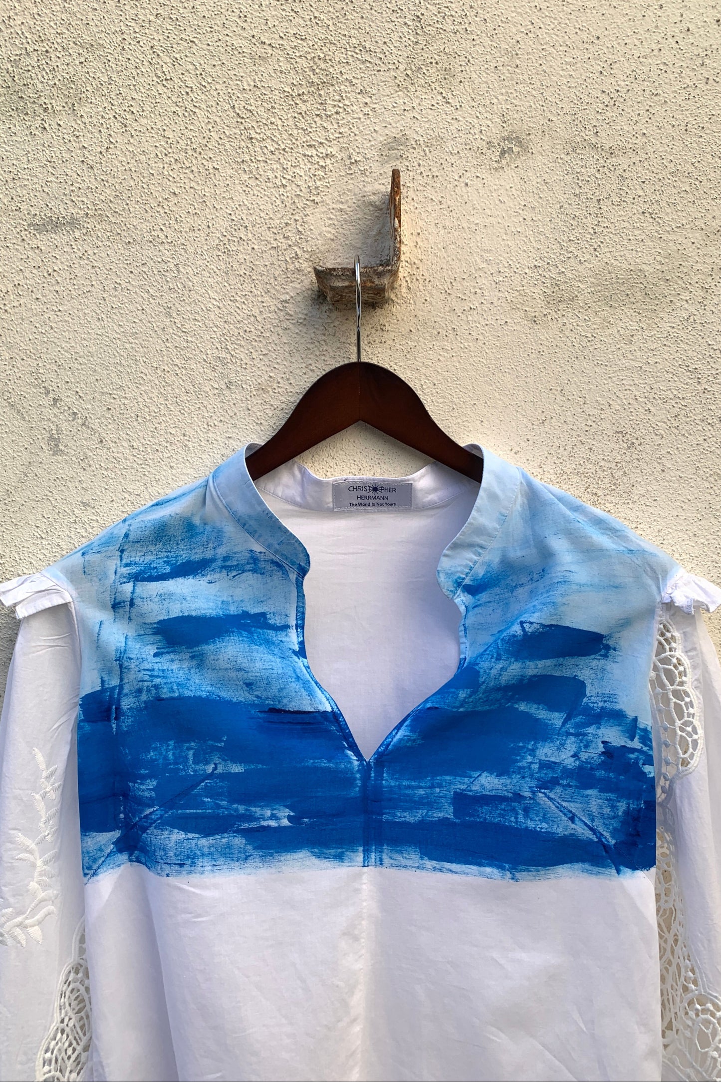Upcycling Light Color-Chaos Spitzen Bluse Weiß Blau M
