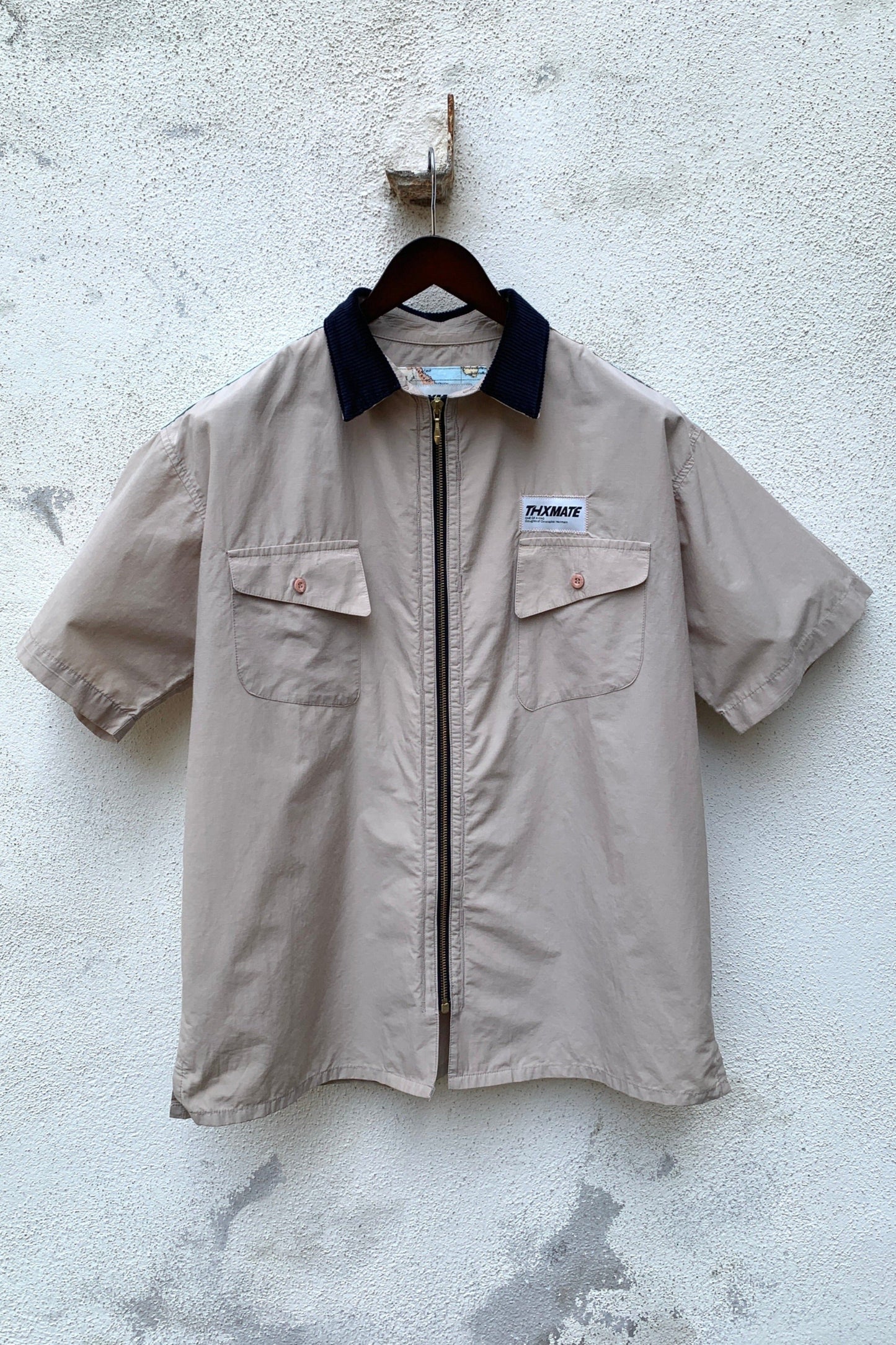 Upcycling Around the World Kurzarm Zip-Hemd Beige L