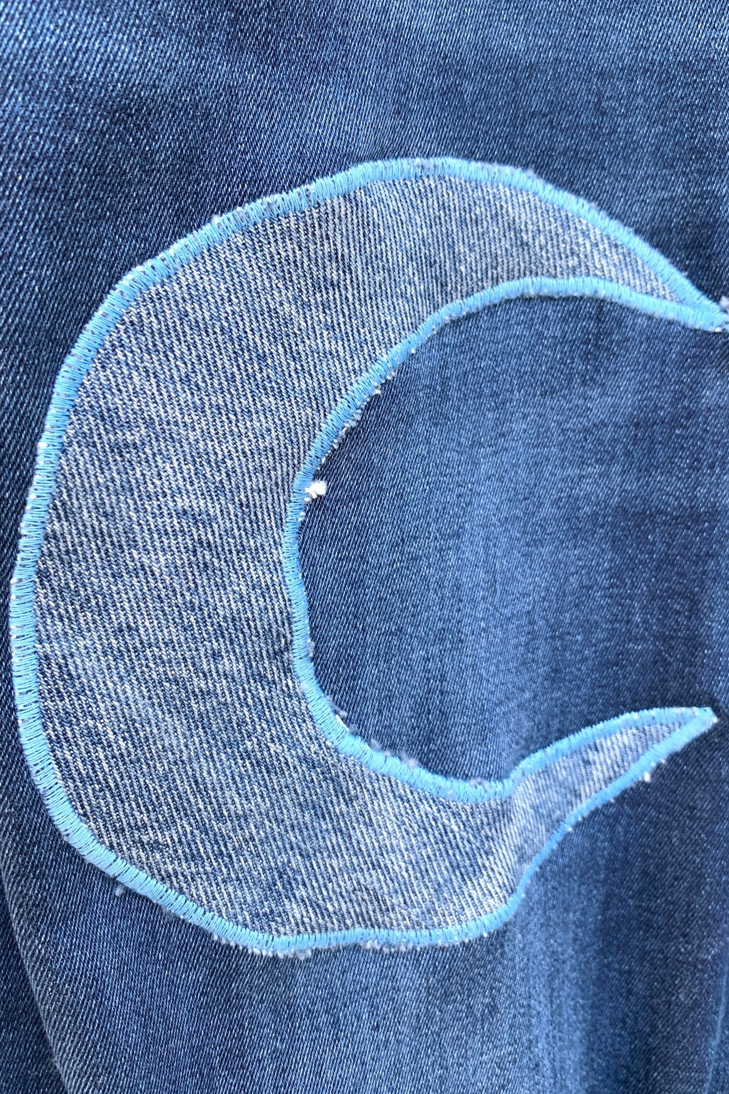 Upcycling Sonne & Mond Dreiviertel Jeans Dunkelblau 28