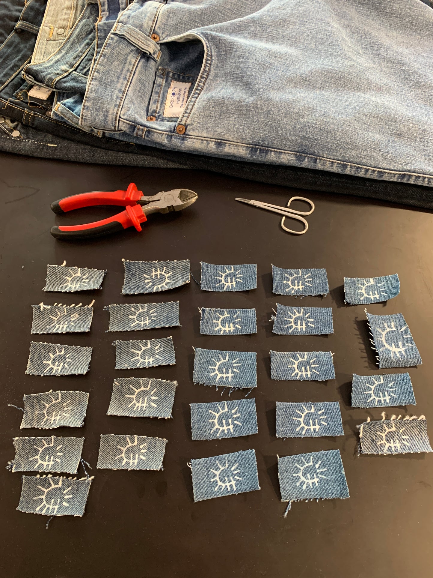 Upcycling Zip-Jeans Dunkelblau 27