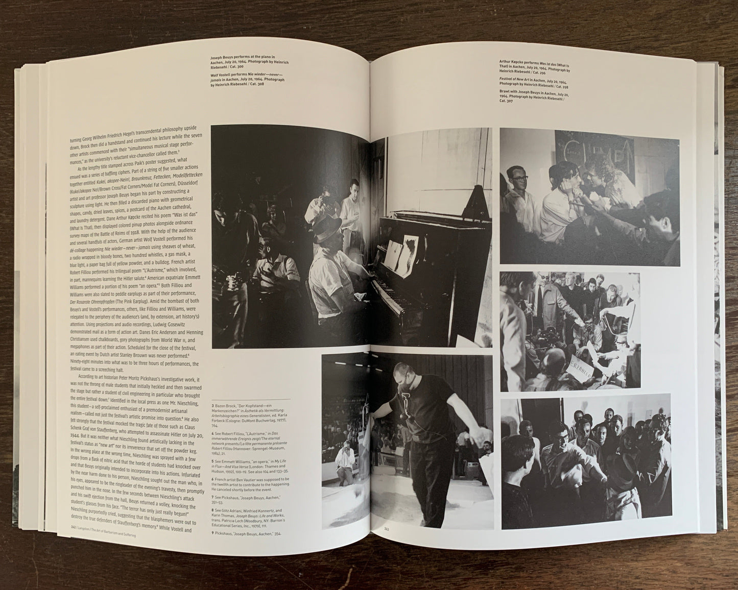 Art of Two Germanys Cold War Cultures Buch von Barron / Eckmann