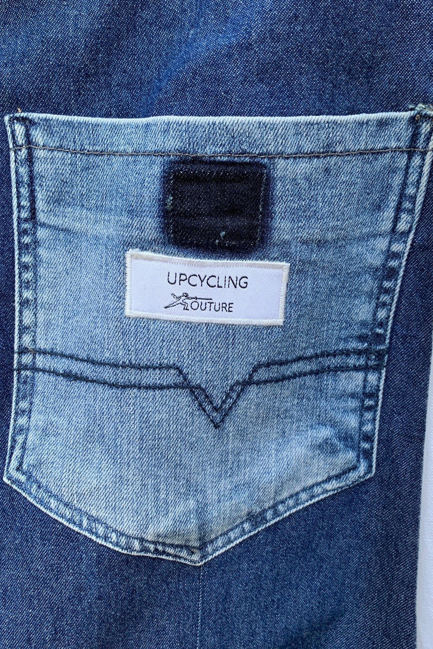 Upcycling Around the World 3Face Jacke Blau Weiß M