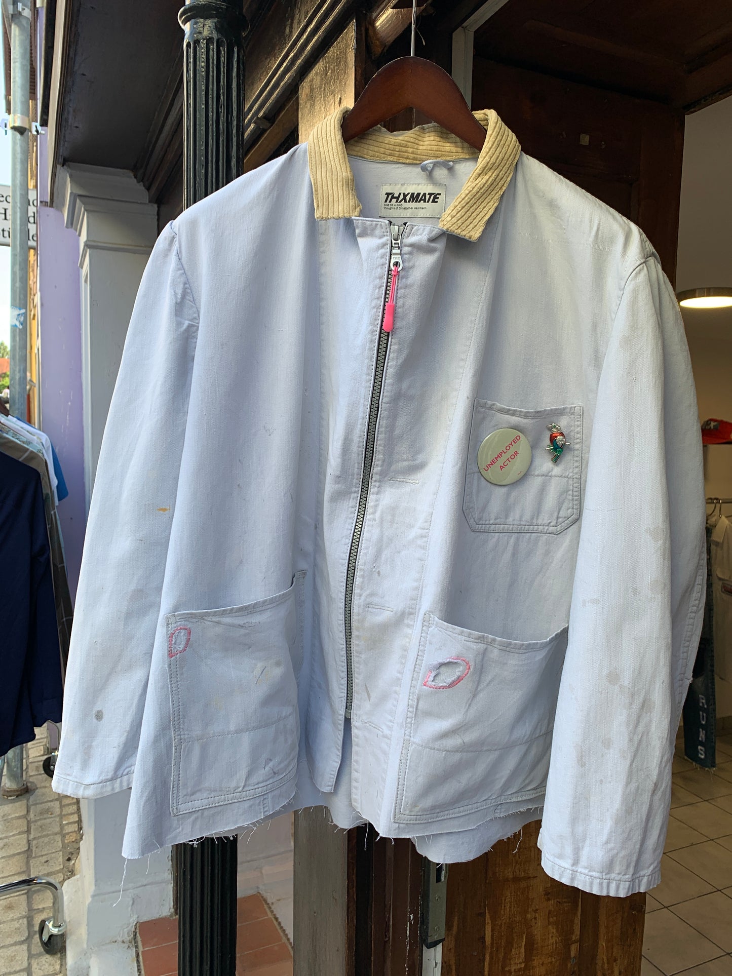 Upcycling Unemployed Actor Jacke Hellgrau XL