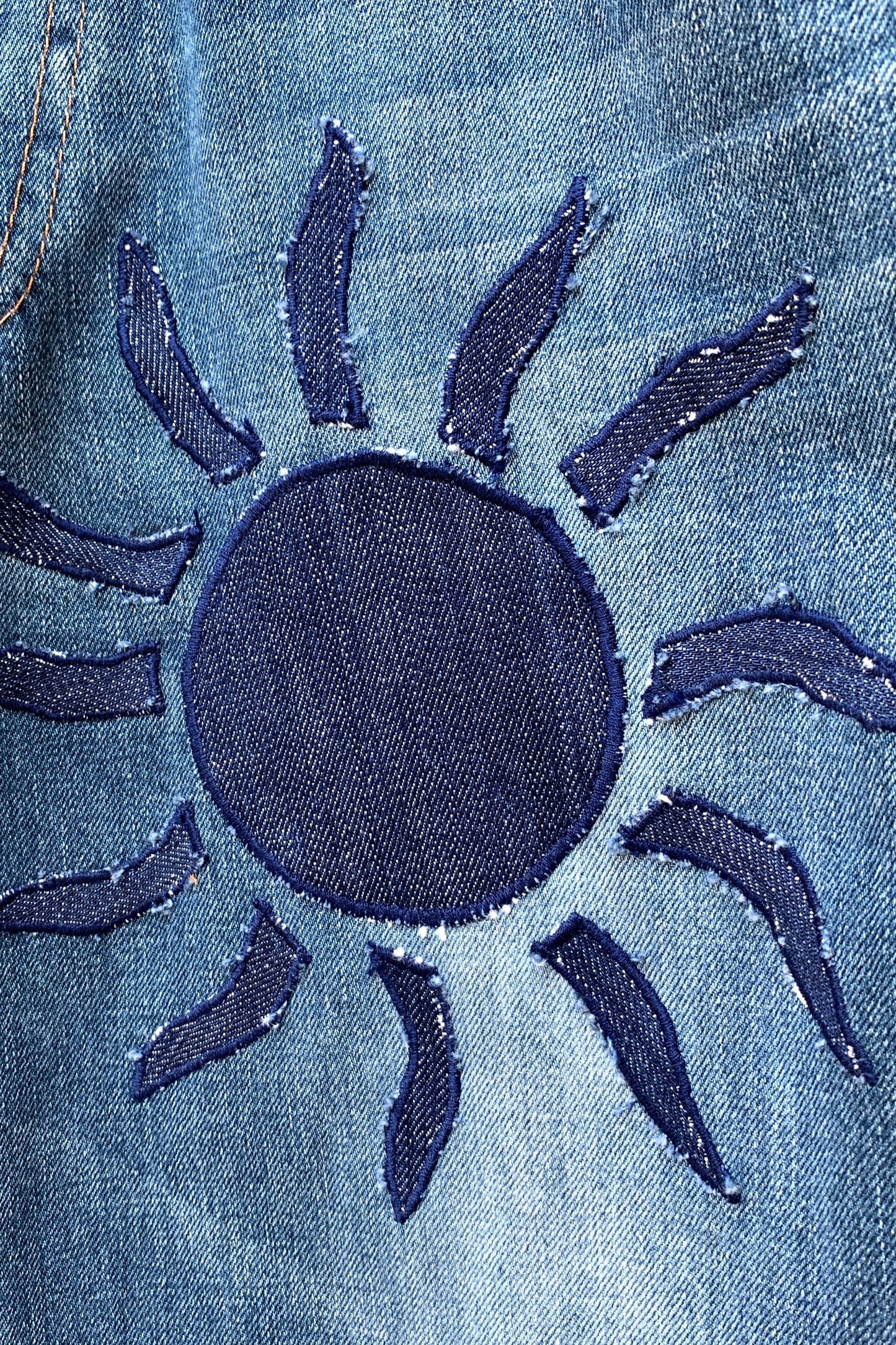 Upcycling Sonne & Mond Dreiviertel Jeans Blau 36