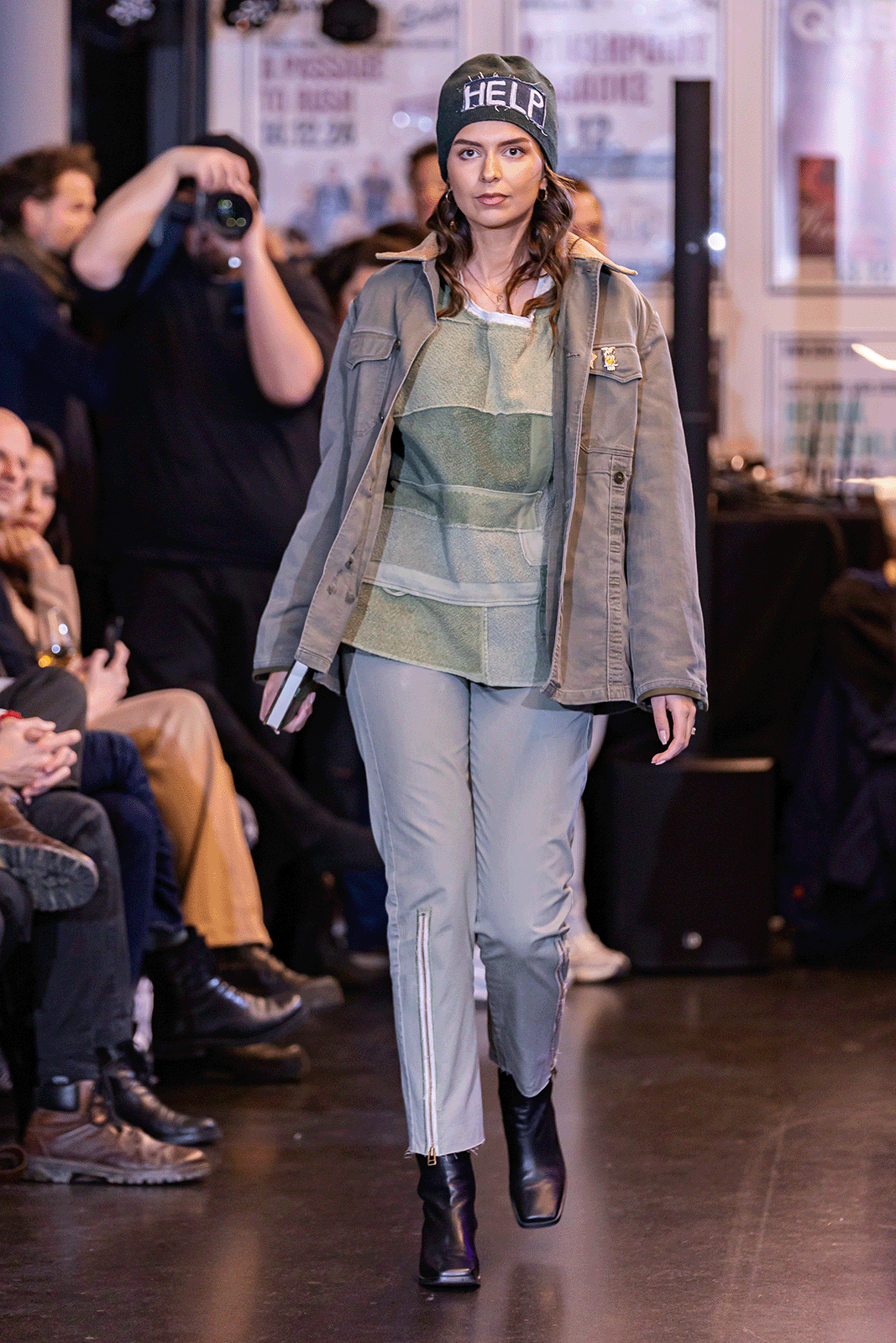 Upcycling Perspectives Jacke Khaki L